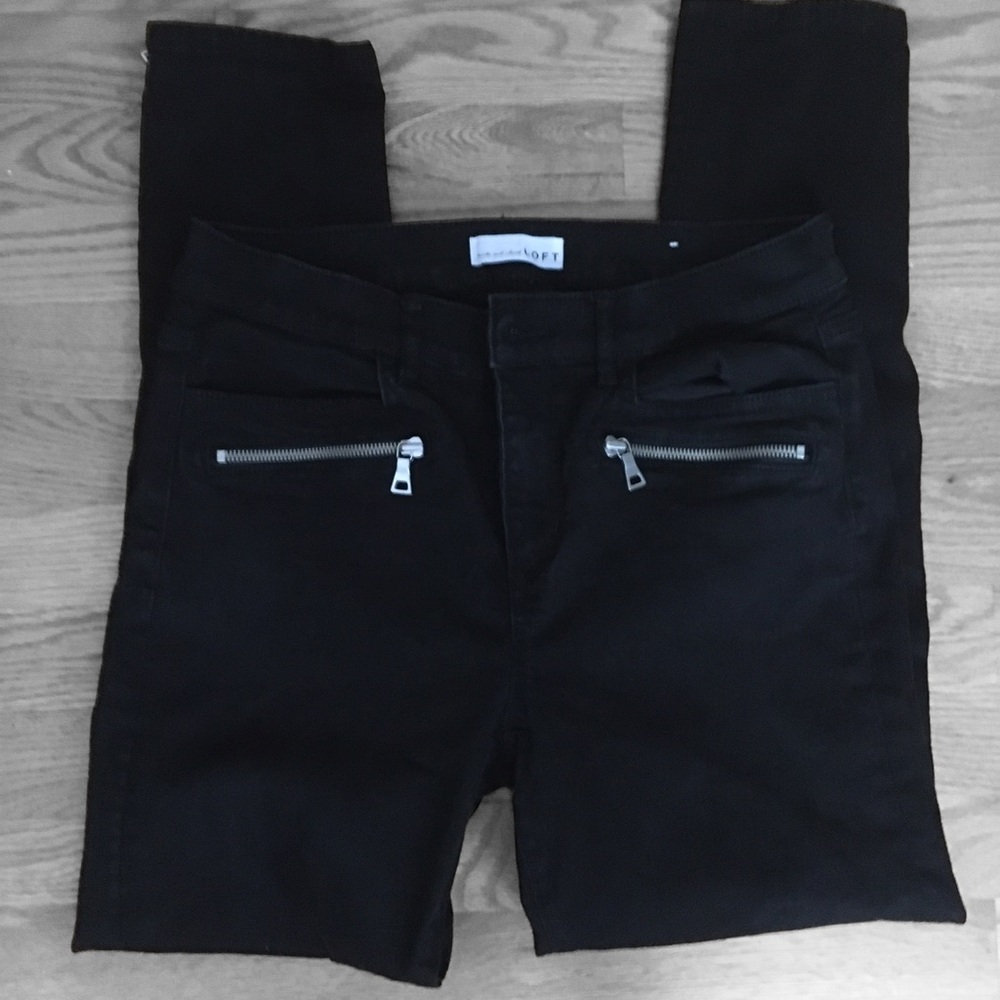 Ann Taylor LOFT Black Skinny Jeans